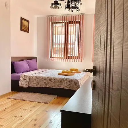 Apartment Bright For 4 In Burgas