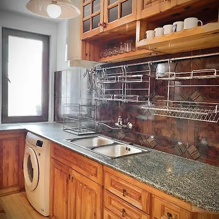 Apartment Bright For 4 In Burgas City